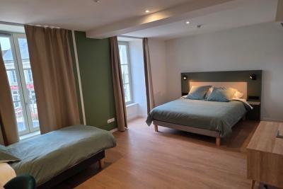 CHAMBRE 5 3 pers - Agrandir l'image 2 sur 5, fenêtre modale